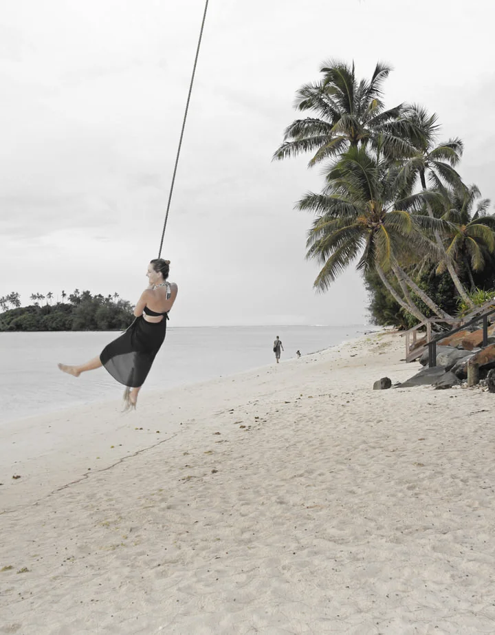 swinging.jpg