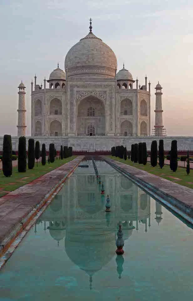 taj1.jpg