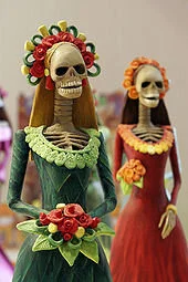 Day of the Dead decorations (Tomascastelazo).