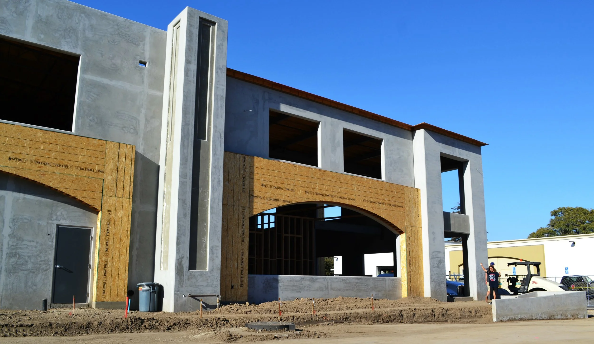 Construction 4.jpg