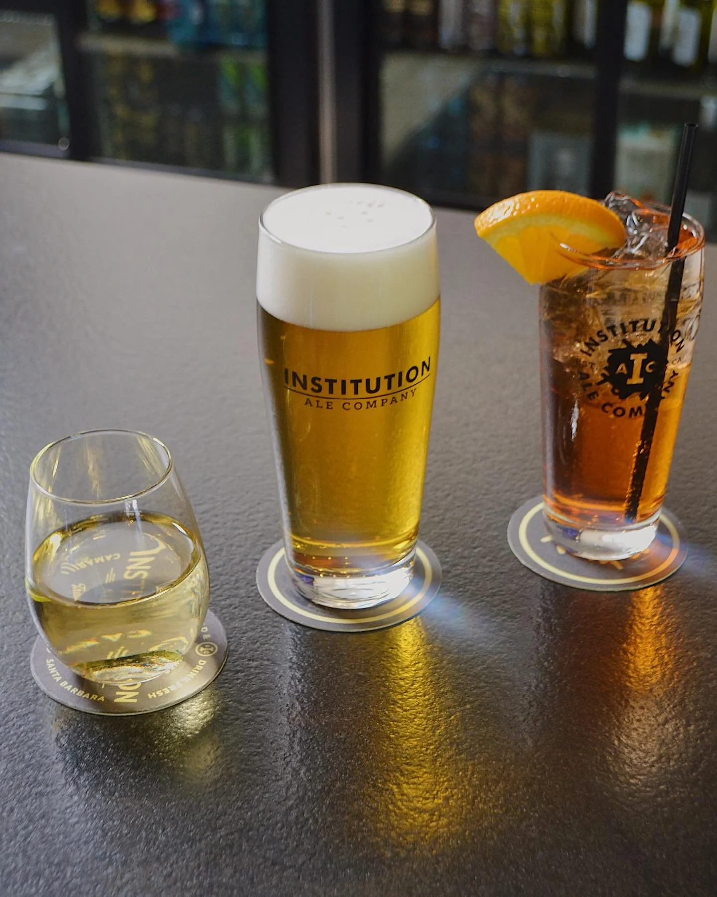 Keep it going a little longer 🌙 Late Night Happy Hour is tonight from 9&ndash;close: $1.50 off pints, $2 off wine, $2 off spritz! 
Late night happy hour is Monday-Thursday 9-close, Wednesdays 4-close &amp; Sundays 8-close! 

#InstitutionAleCo