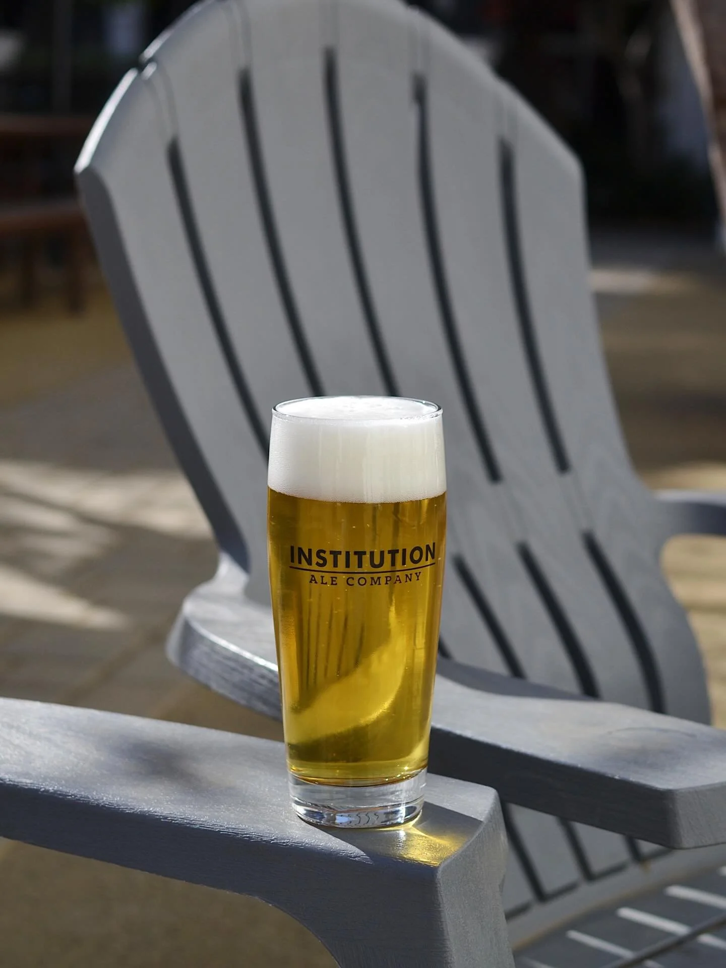 🍀🍻 Celebrate St. Paddy&rsquo;s Day with us, SB style! Cold beers flowing, good vibes all around, and trivia at 7pm with @cgooseman / @kingtrivia - Sl&aacute;inte!

#InstitutionAleCoSb #StateStreet