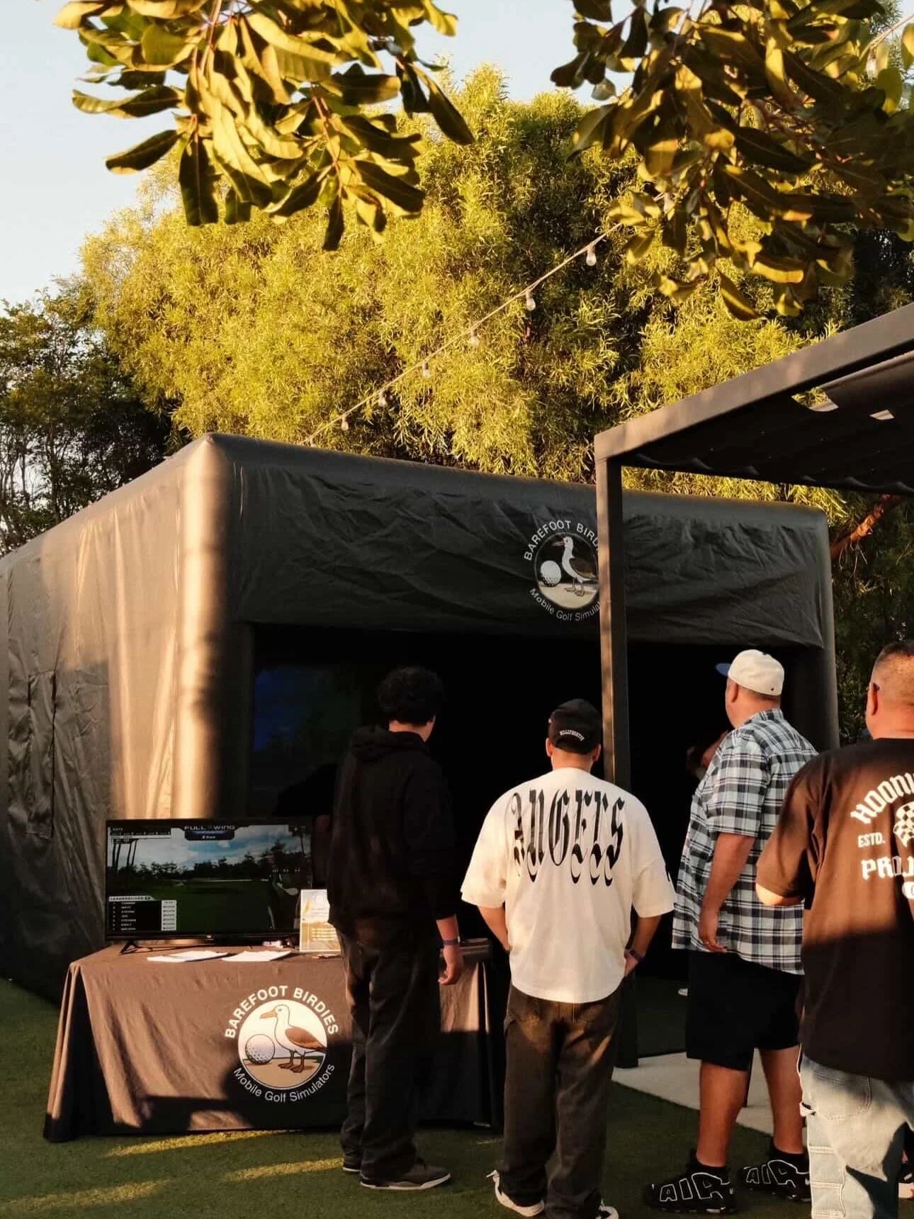 We&rsquo;re bringing the driving range to the Beer Garden tonight ⛳️🍻Join @barefoot_birdies_golf from 6&ndash;9pm. It&rsquo;s free to participate and prizes to win! 

#InstitutionAleCo
