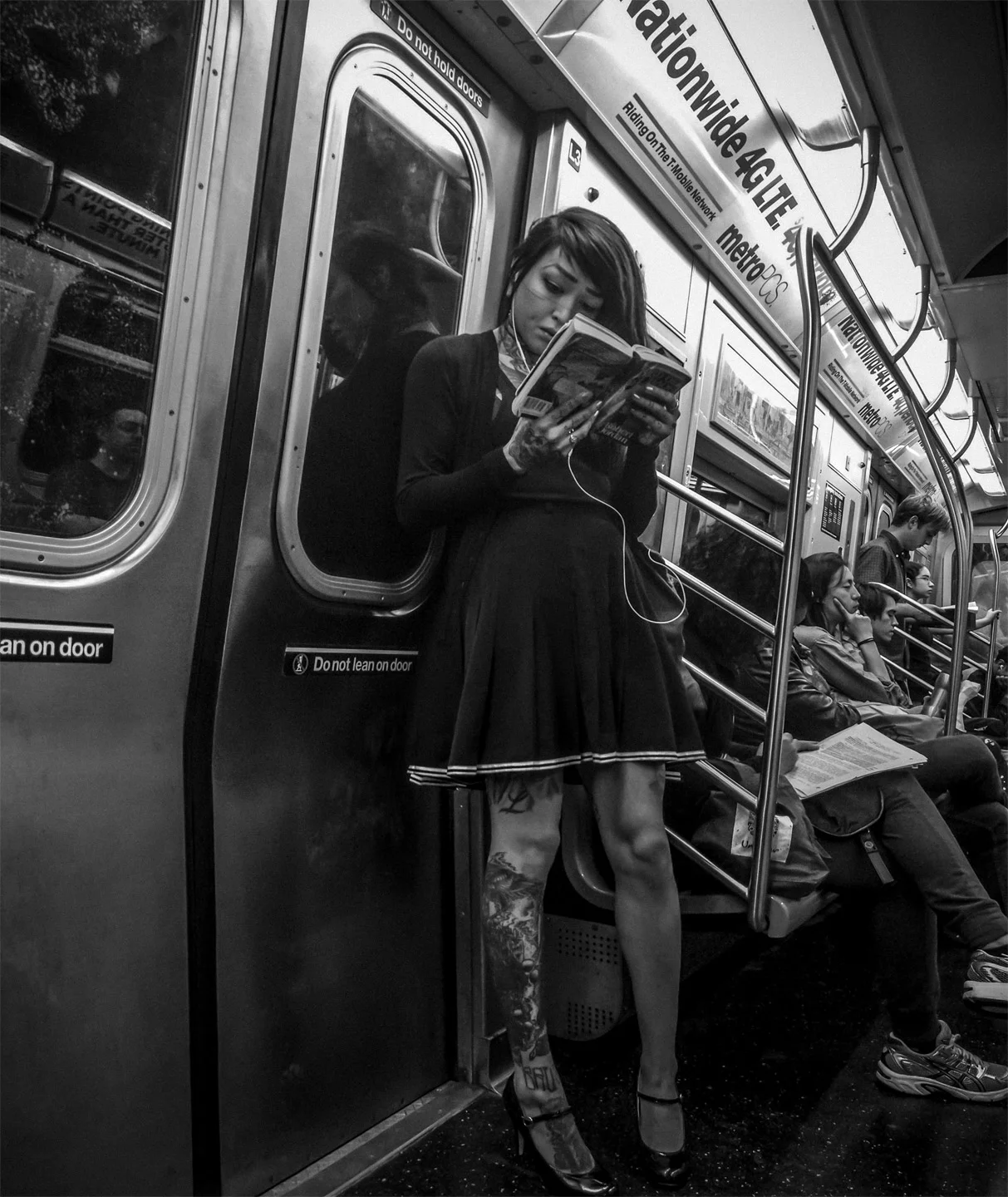 J 2 Manhattan #016, 2015. C-print, or silver gelatin RC print on photo paper.