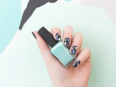 TUTORIAL • PATTERN NAIL ART →