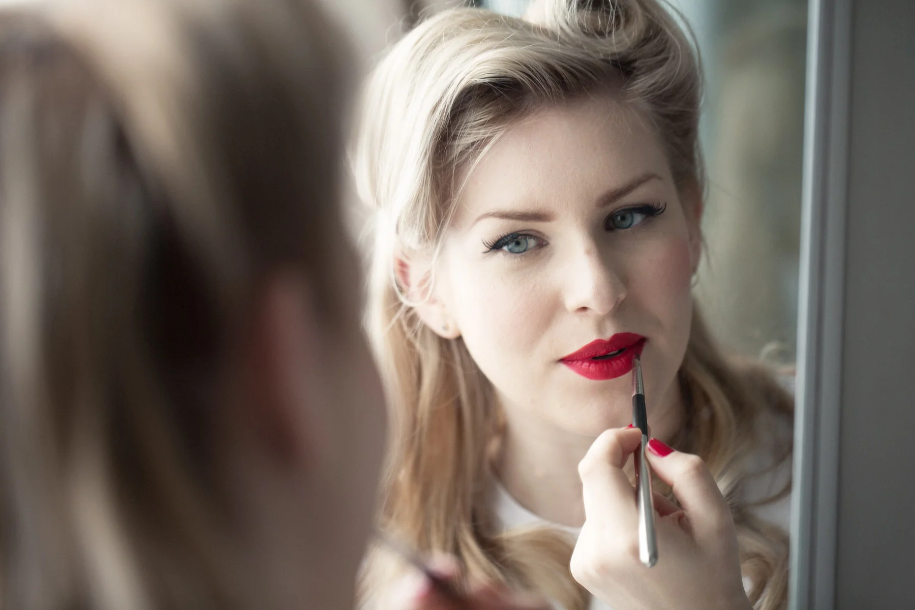 TUTORIAL • VINTAGE GLAMOUR →