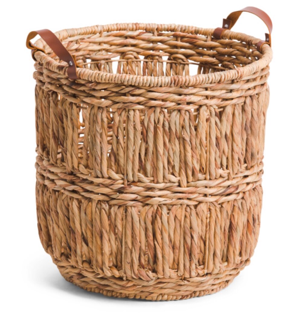 https://tjmaxx.tjx.com/store/jump/product/Large-Natural-Basket-With-Leather-Handles/1000595221?colorId=NS1003534&amp;pos=0:3