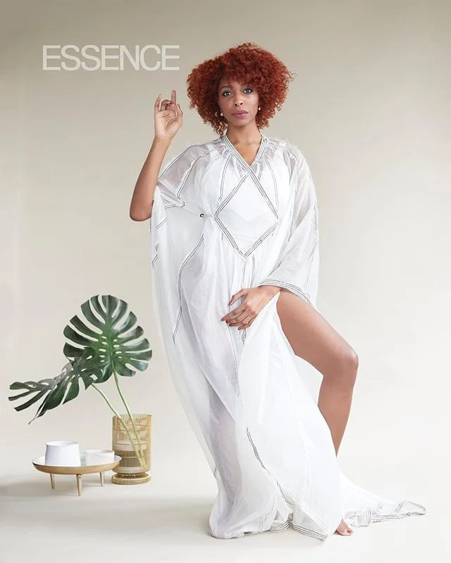 secrets out ✨
serving you a little leg, a little hip + a lot of #blackgirlmagic for this @essence spread. @blackgirlinom is shifting culture. in awe of God, man! like wow. wow. wow. 😭😭 special thanks to @essence @missjulee + my creative partner @he