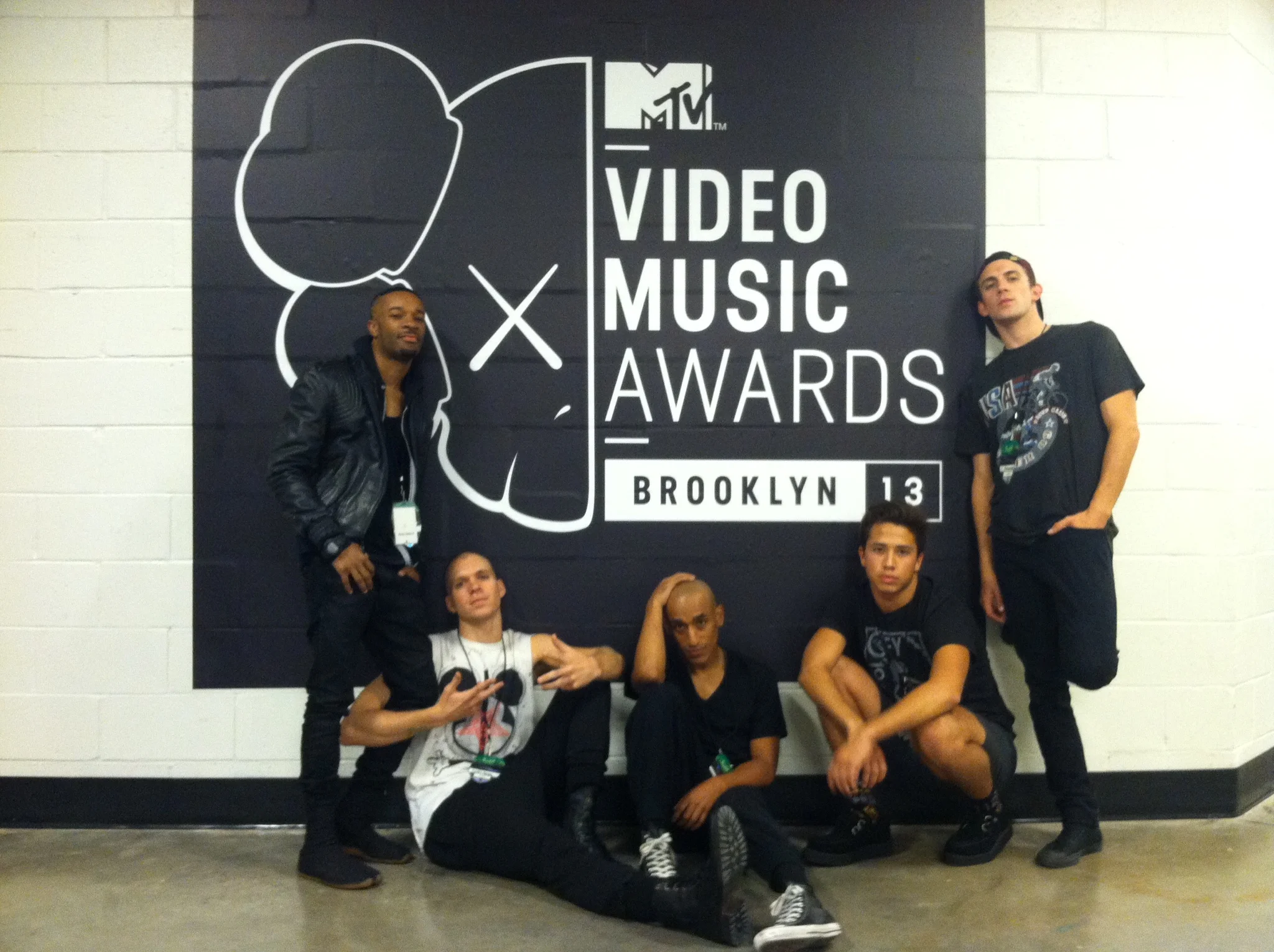 Backstage at 2013 MTV VMA's