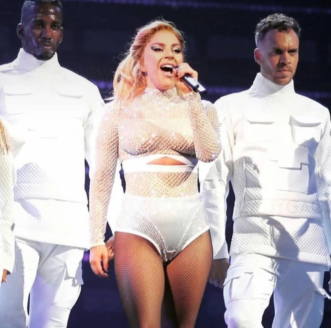 "The Cure" at Joanne World Tour