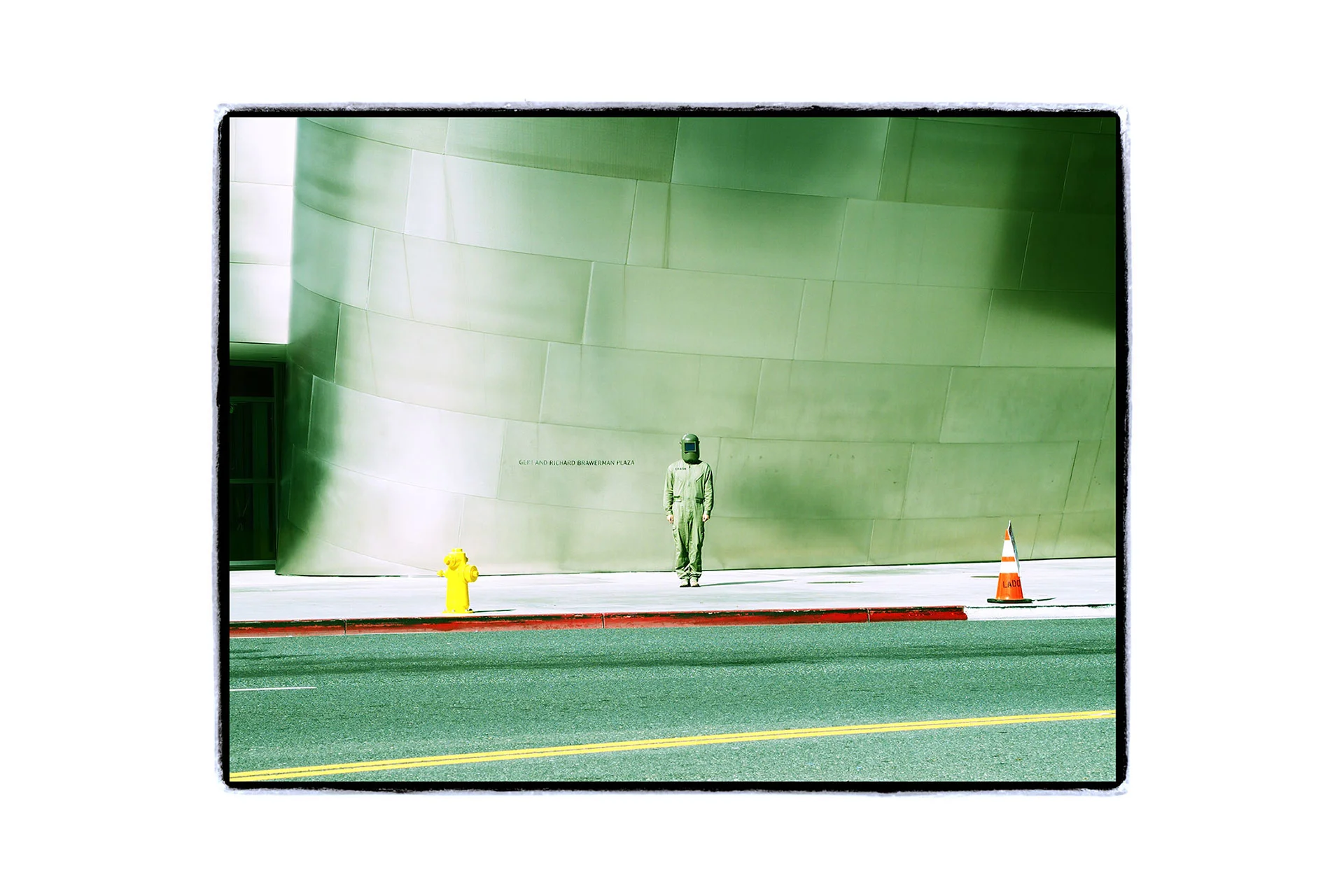 guy_crash_LA_1.jpg