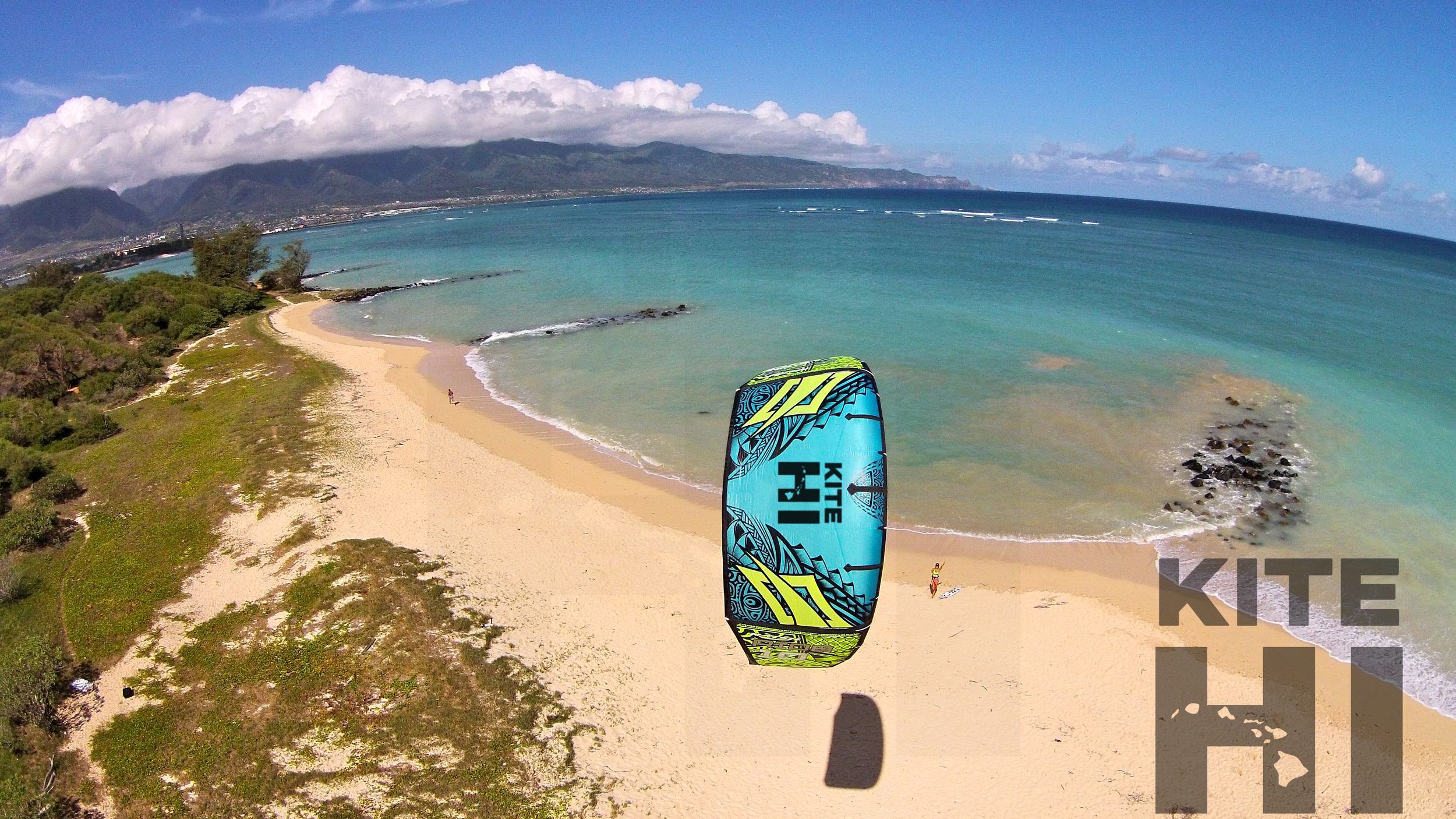 Raquel at Flash Beach over kite maui copy.jpg