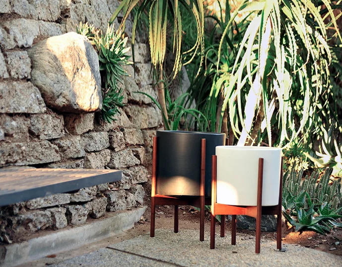 case-study-cylinder-planter-with-stand-modernica-7.jpg