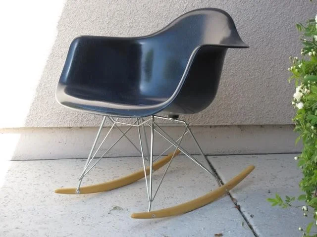 eames-arm-shell-rocker-chair-herman_1_14a1126bd799509d5ef5ef875511ba62.jpg