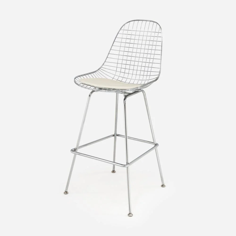 modernica-casestudy-wirechair_hbasebar_chrome_whitepad_45_1728x.jpg