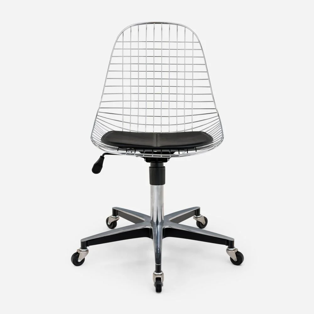 modernica-casestudy-wirechair_rolling_chrome_blackpad_front_1728x.jpg