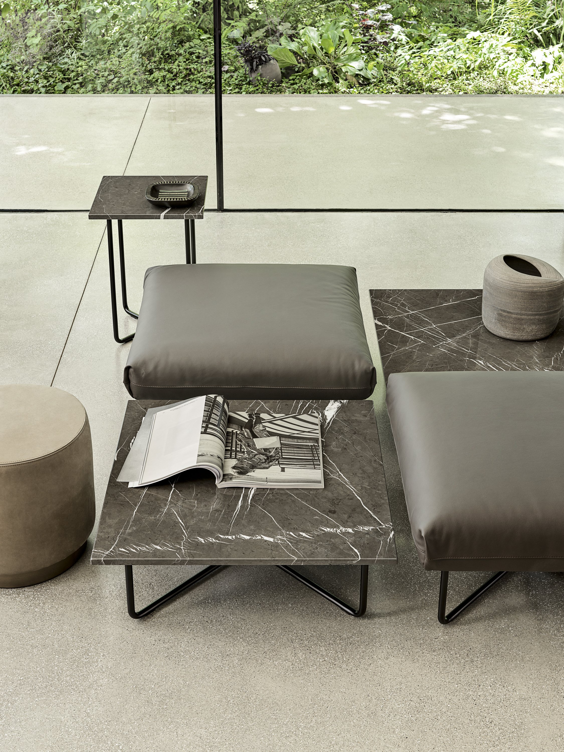 Frag - Quattro pouf and coffee table - Mist-o 8.jpg