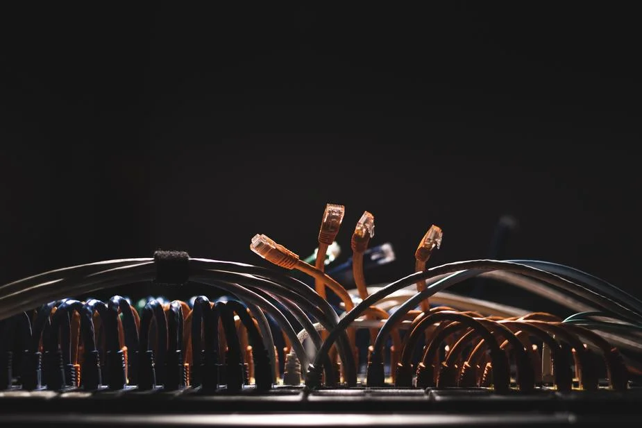 computer-cables_925x.jpg