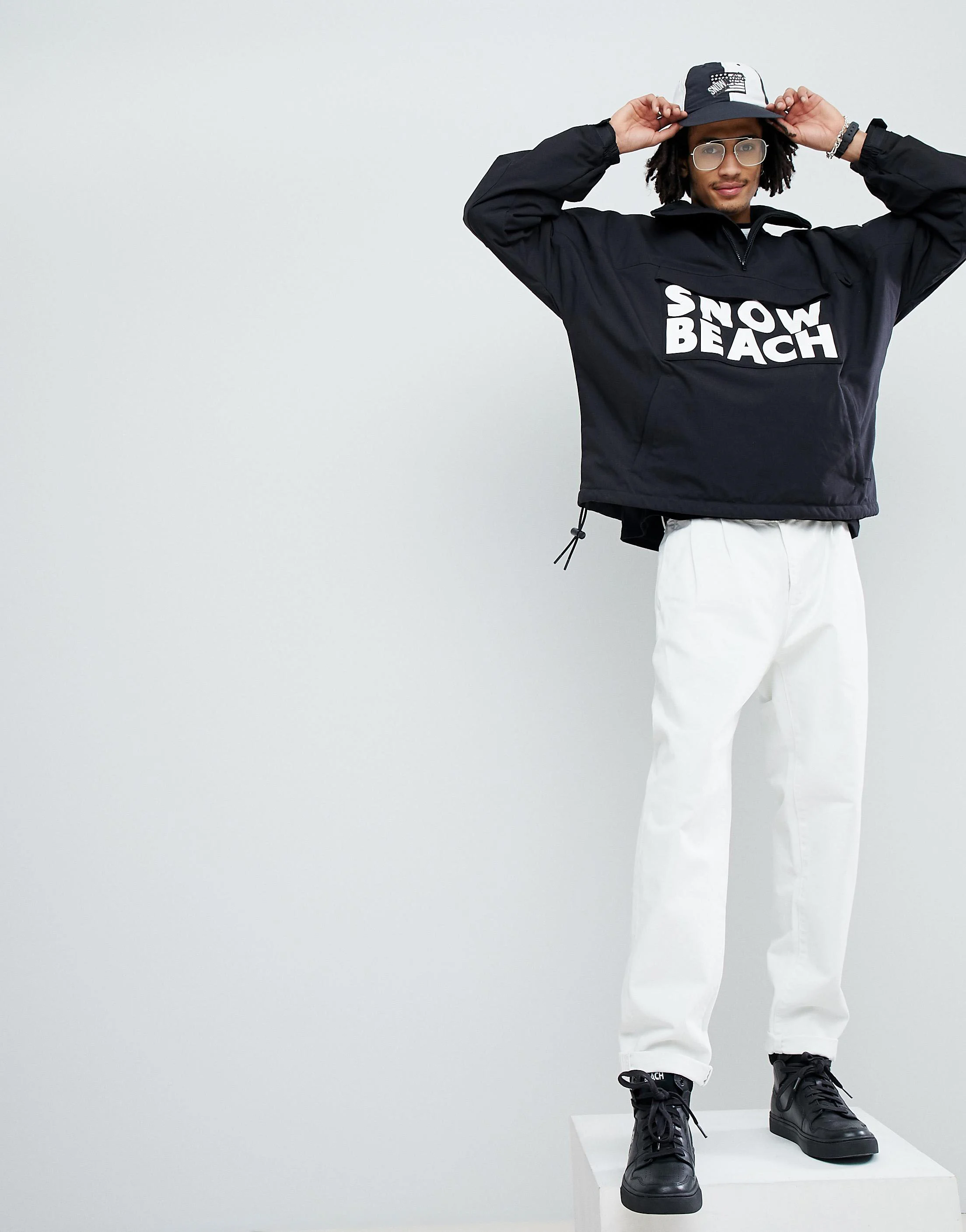 1220740_BK1_Model_4.jpg