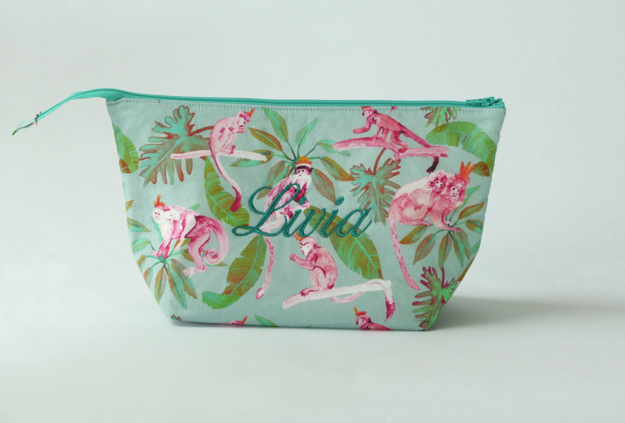 Cosmetic_bag_turqouise_monkeys.jpg