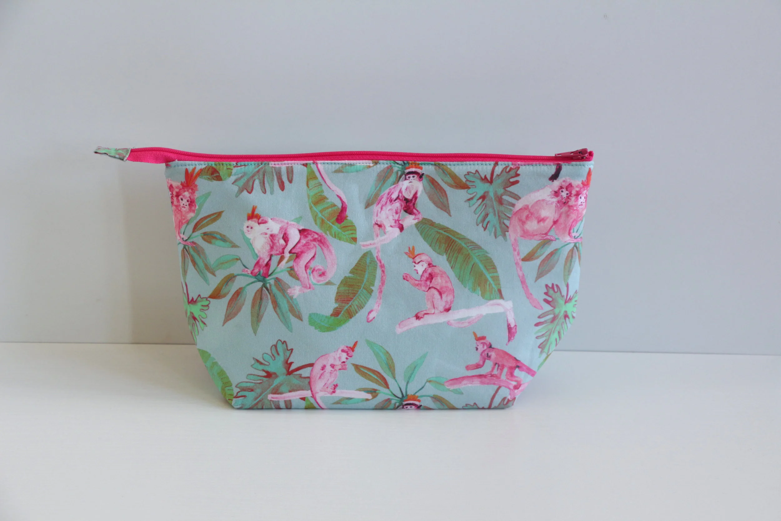 CB_pink_Monkeys_on Turquoise.jpg