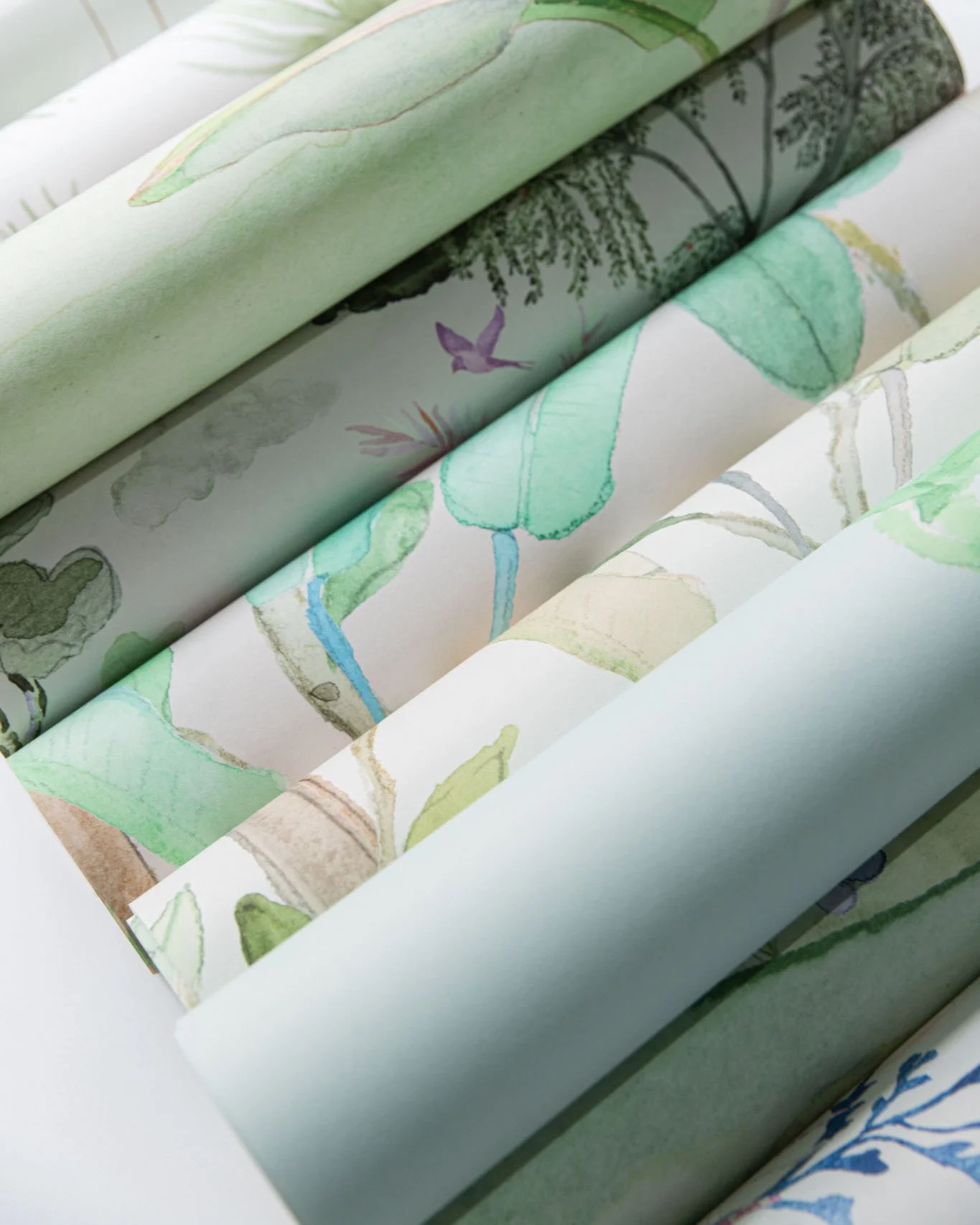 Quality is where we start.
Each of our design is printed on a high-quality 150 g/m&sup2; non-woven paper, offering a refined finish and lasting durability. Created for both private interiors and professional spaces, our wallpapers are paste-the-wall,