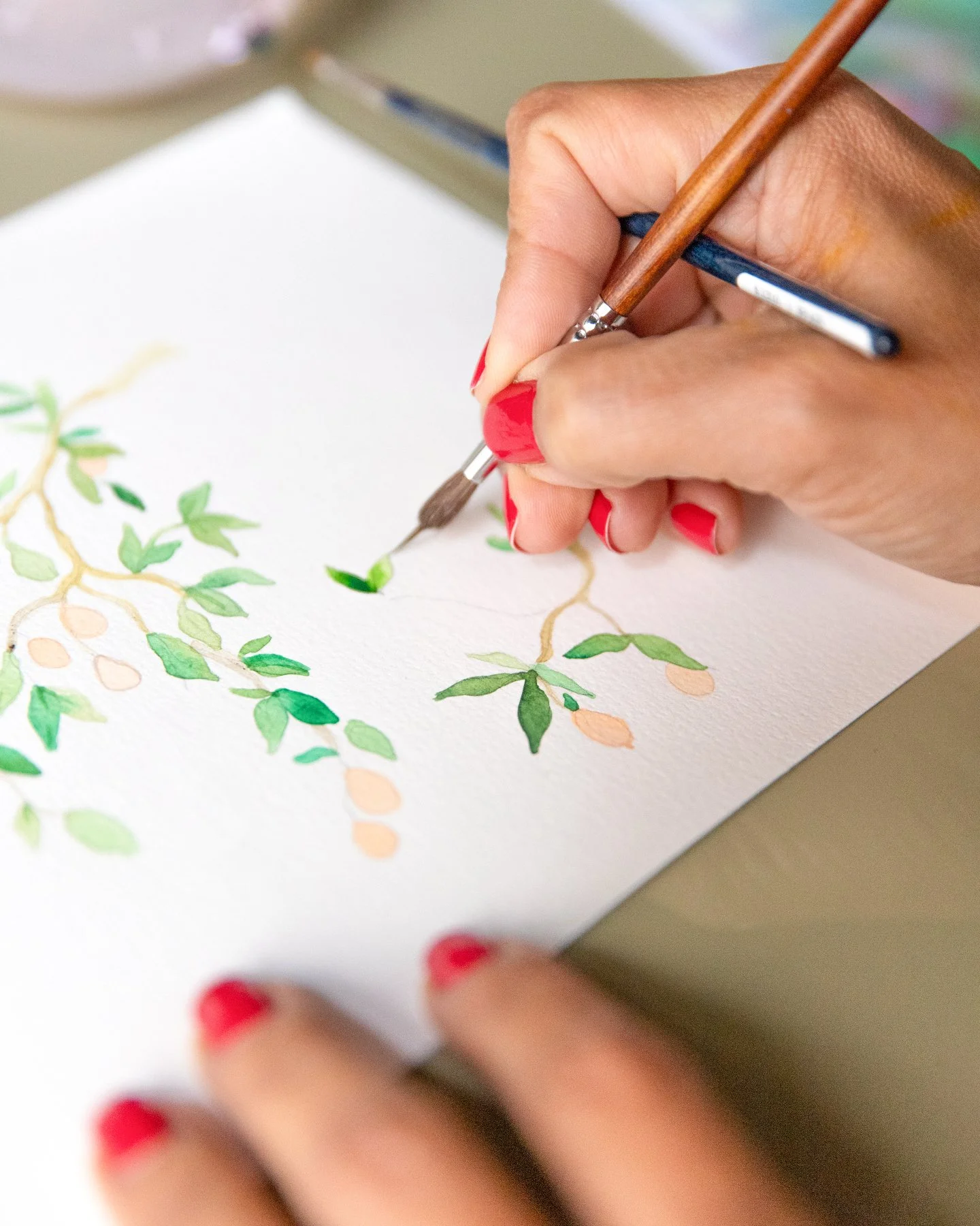 Yes, every little leave is drawn by hand.
No shortcuts here , just paper, pencils, paint, and quite a lot of patience.
Drawing by hand gives me something I never want to lose: the little imperfections, the
gestures, the freedom to change direction ha