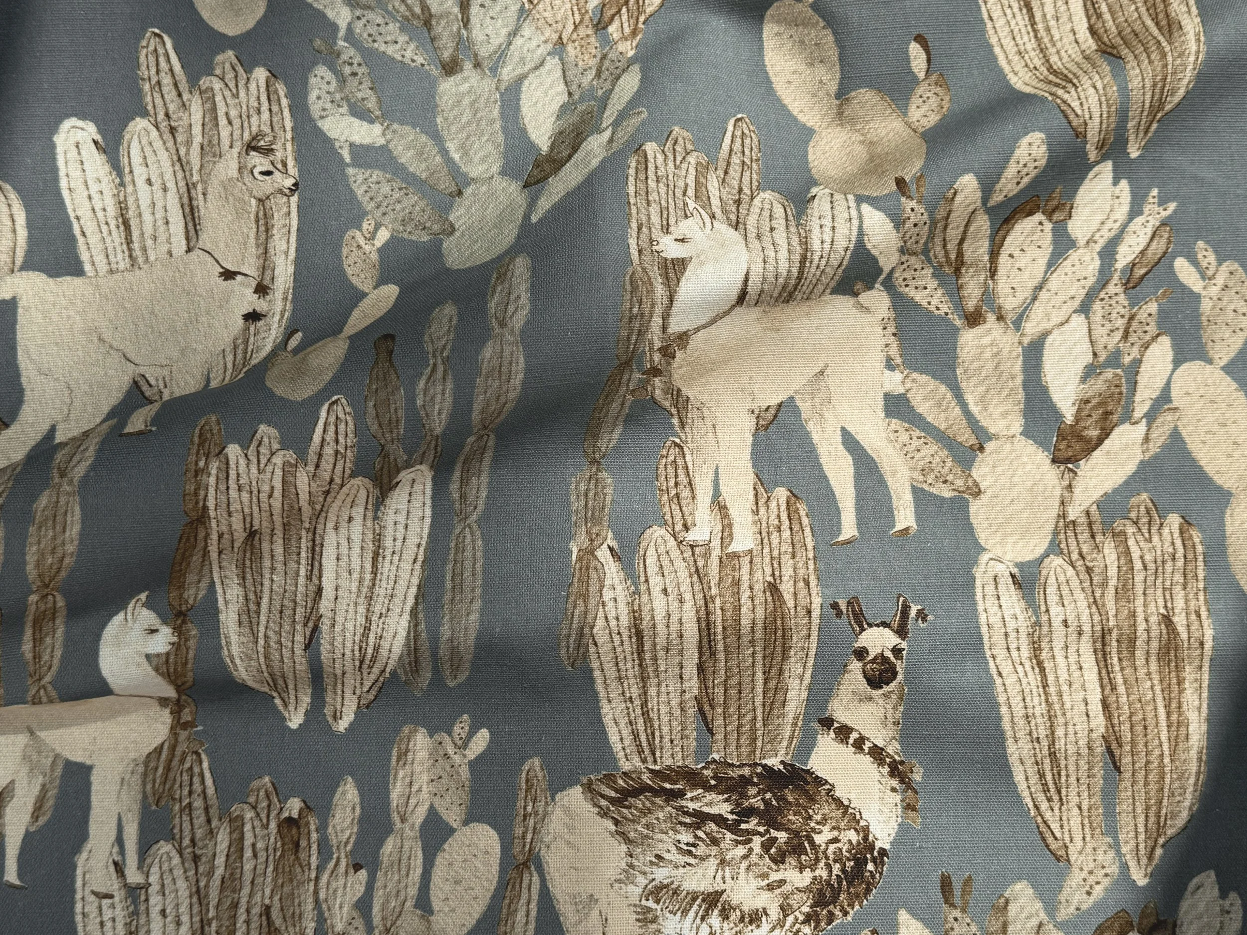 Altiplano Fabric - Golden - zoom texture.jpg