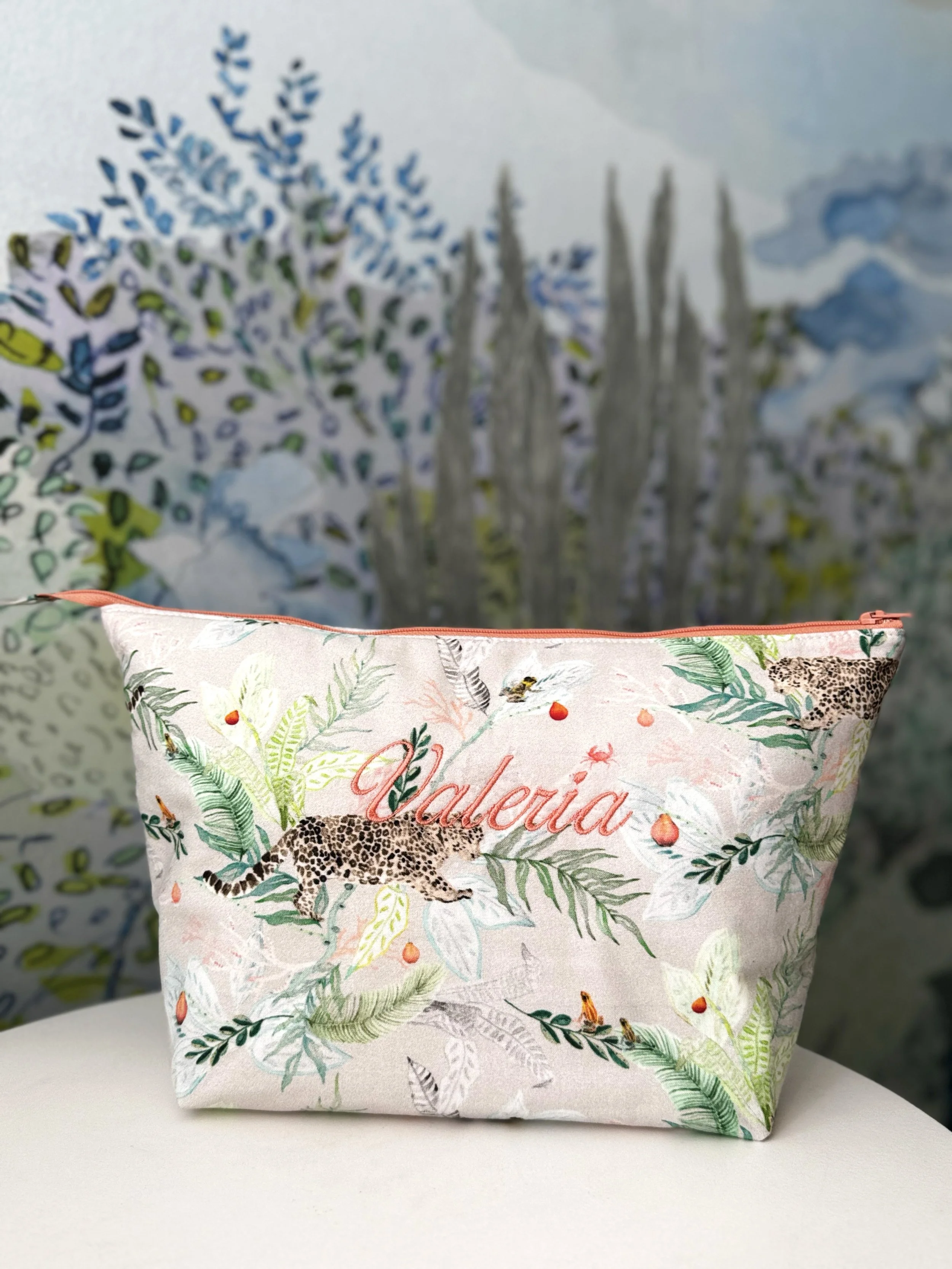 Cosmetic_Bag_Orilla_PGG_Kaguar_KARIOKASxBG copy.jpg