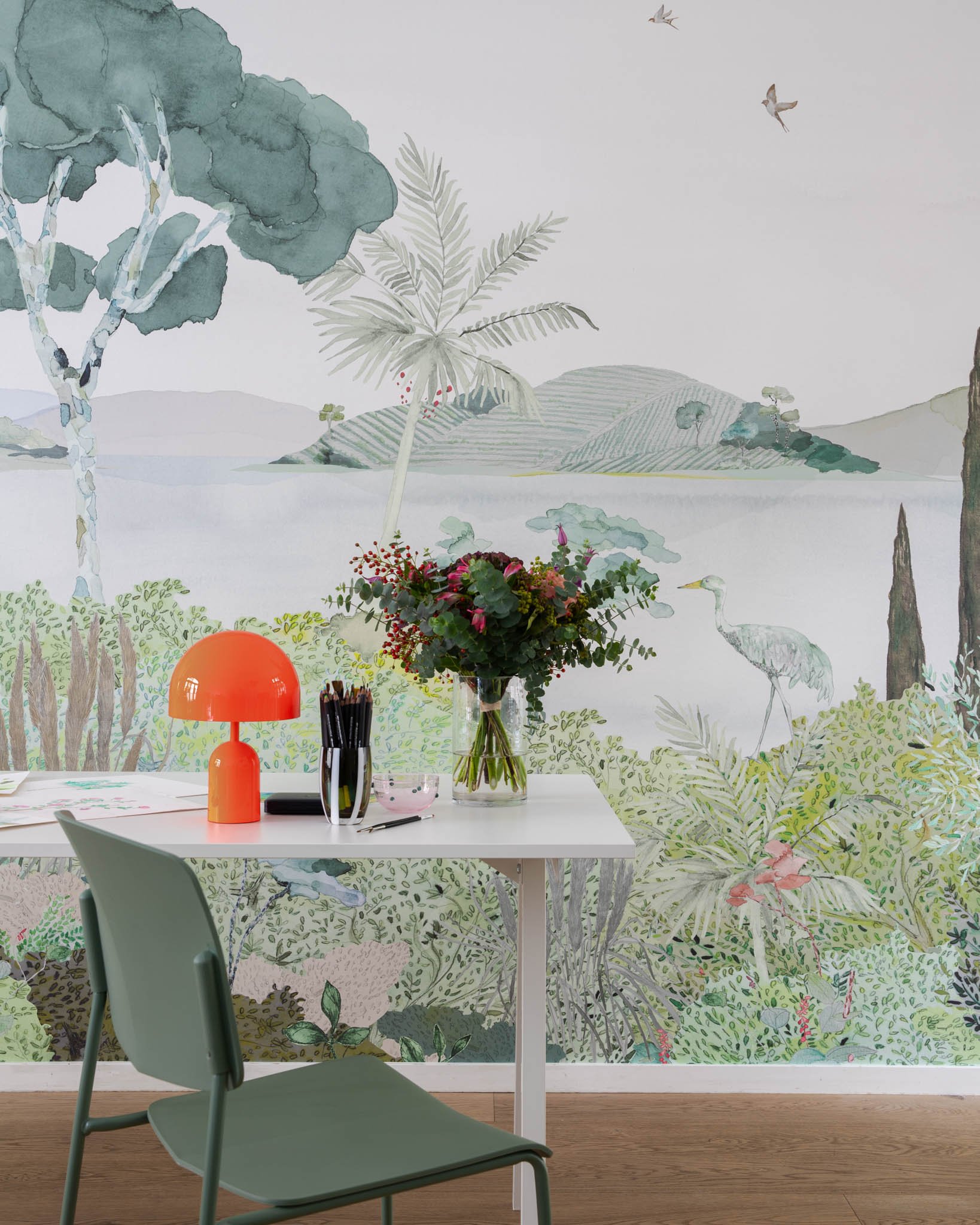 LAGUNA_Kariokas_Wallpaper_Panoramic_Green_Birds_Desk2.jpg