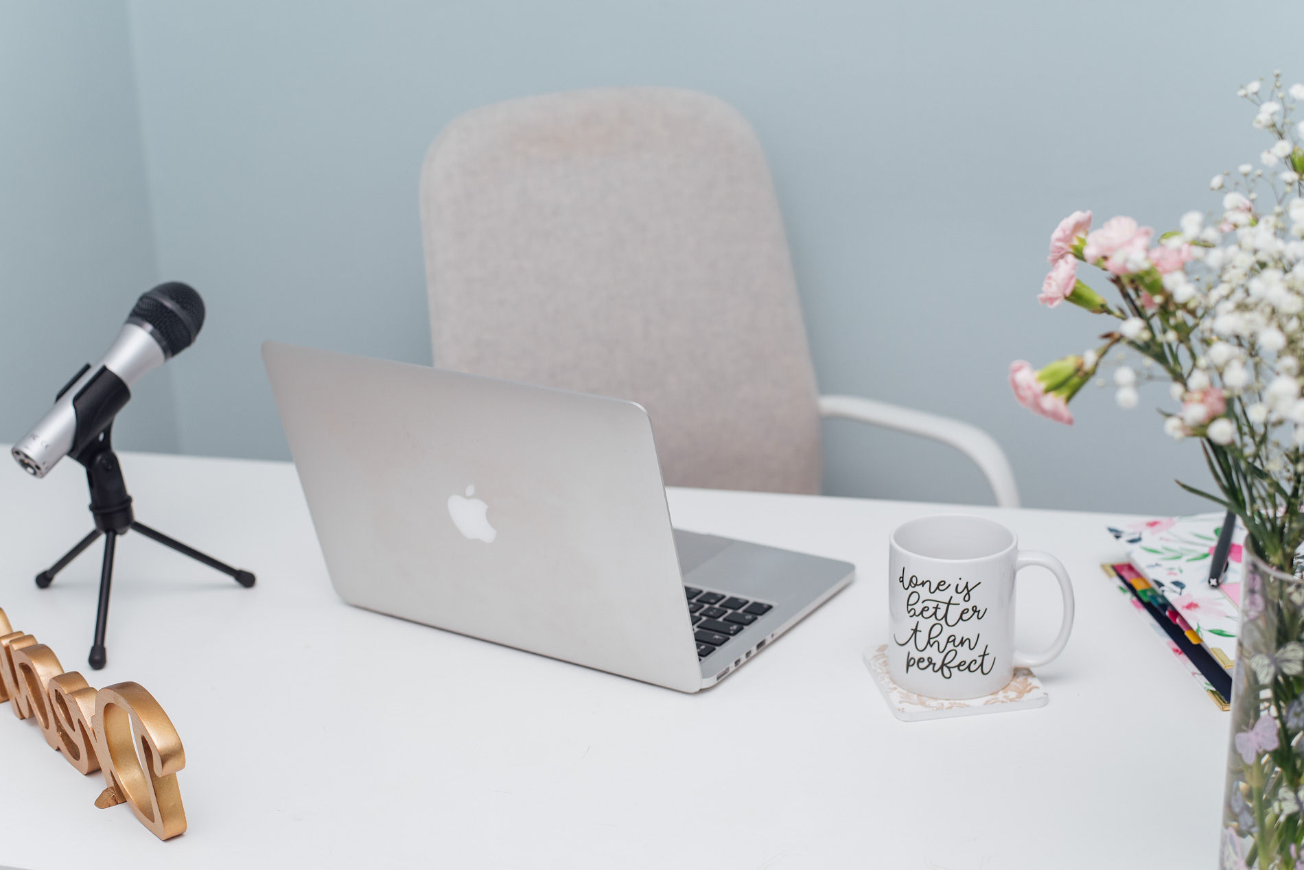 Blogging-Coach-A-Branch-Of-Holly-Sutton-Web-51.jpg