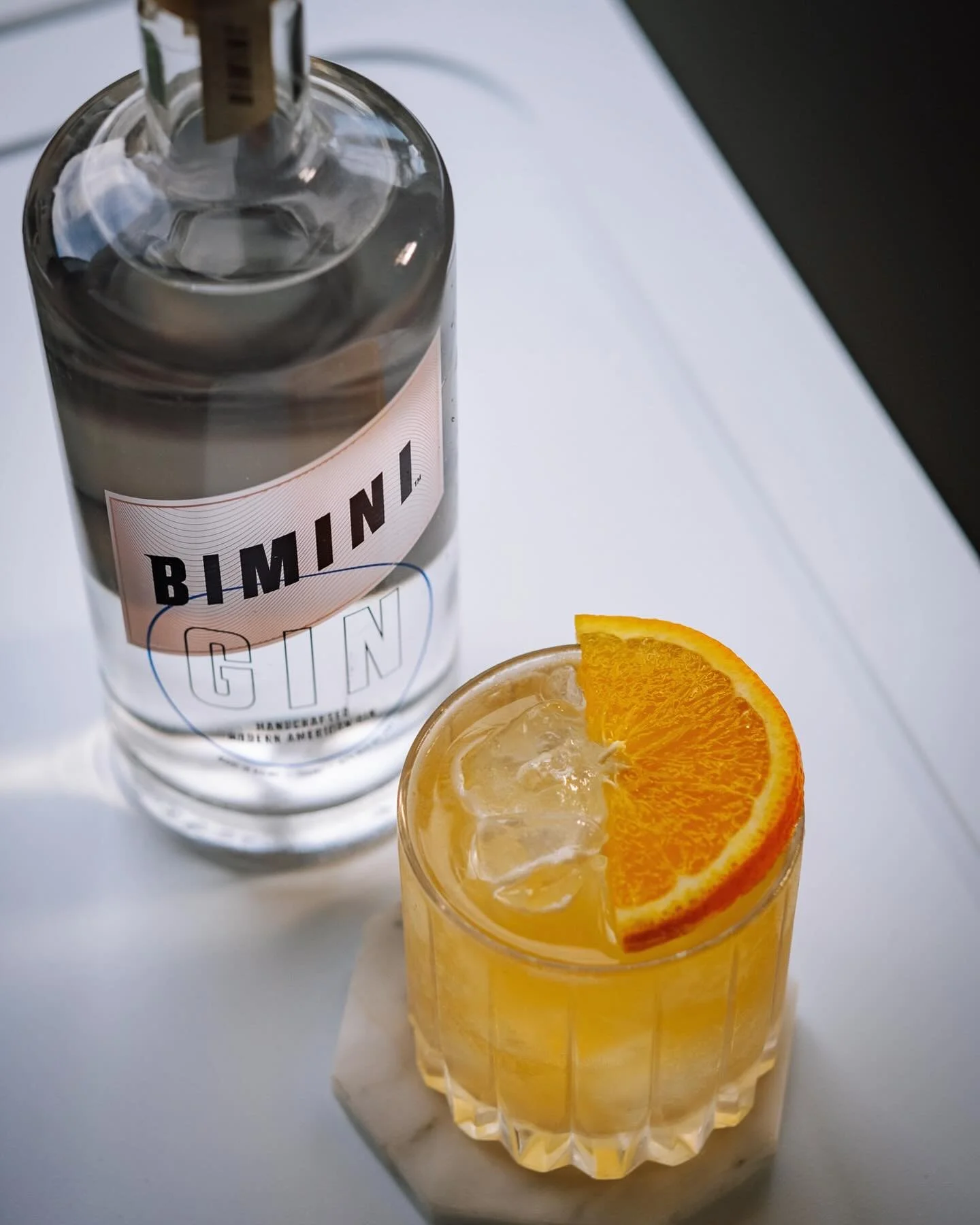 Our kind of summer glow! ✨🍊🍹
Less splotchy spray tan, more sun-ripened citrus. 
&bull;
#biminigin #craftgin #gin #gincocktails #cocktails #summer #summercocktails