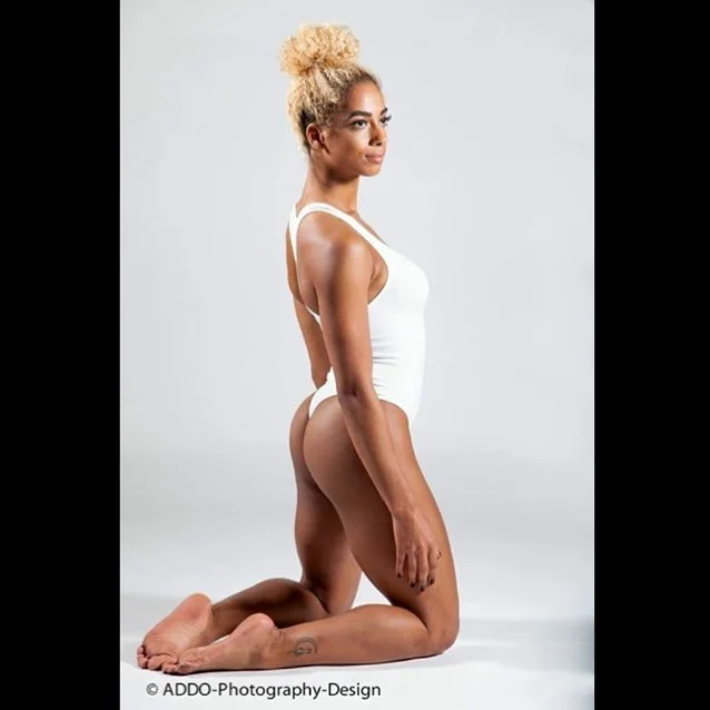 @danusiafrancis #gymnastics #fashion #leotard #gymasticslife #bodybuildingmotivation #sexy #dancer #artist #body #beautiful #stunning #model #modelmayhem @mikailajane @_chloelouiser