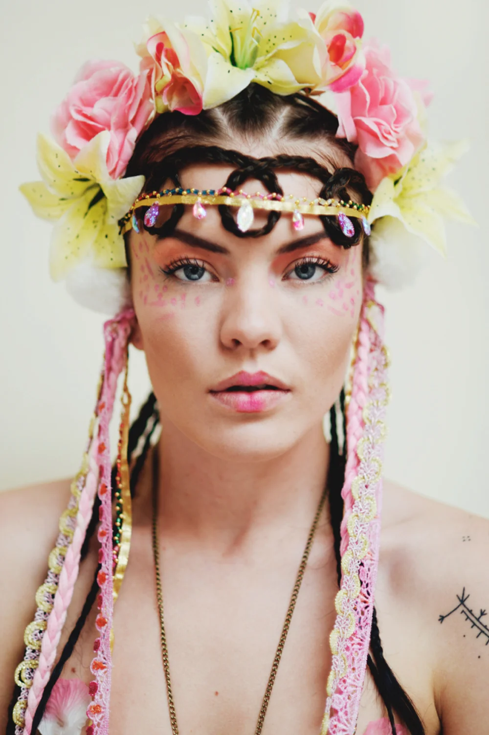 pastel yellow headdress 2.jpg
