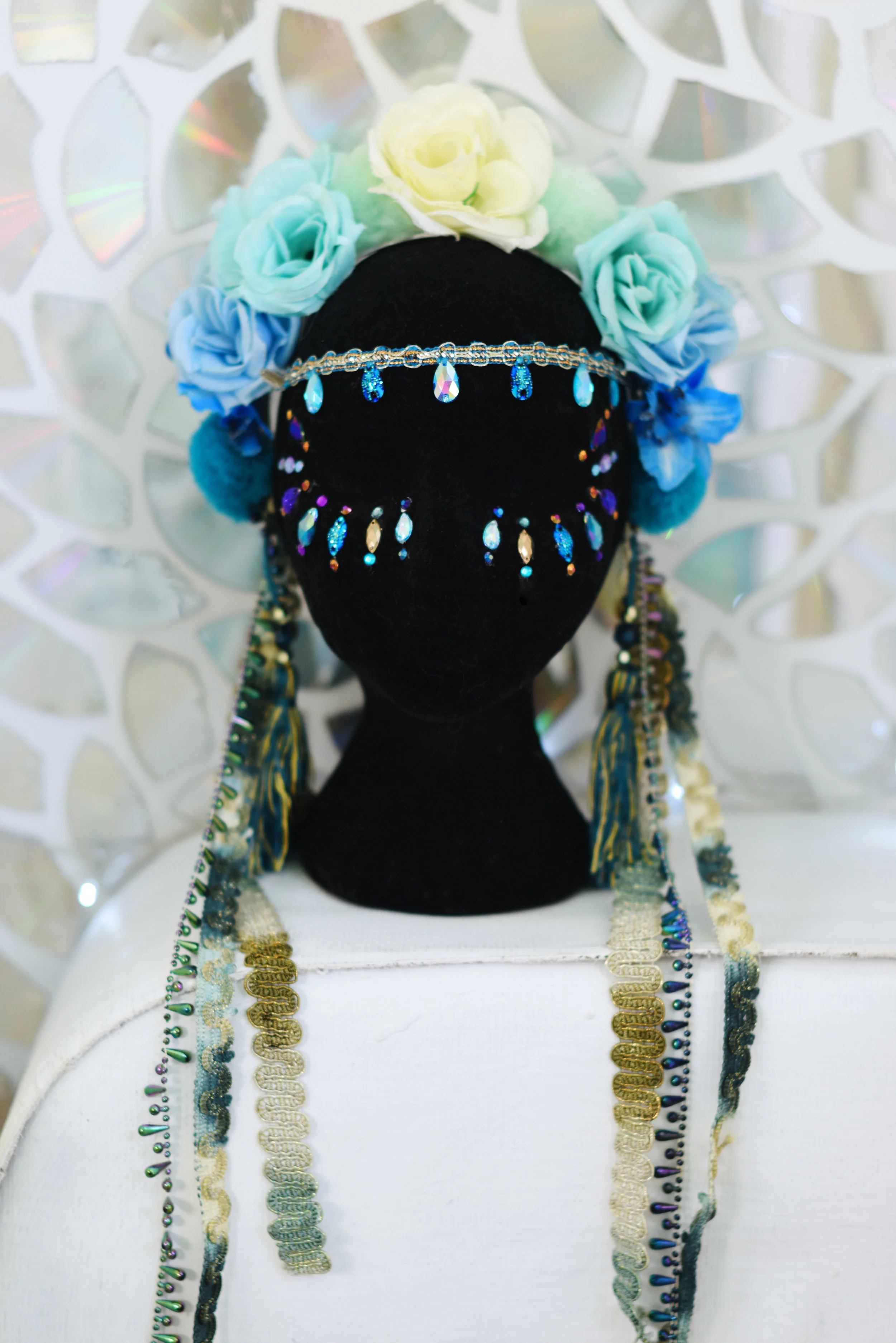 teal and white headdress mannequin front.jpg