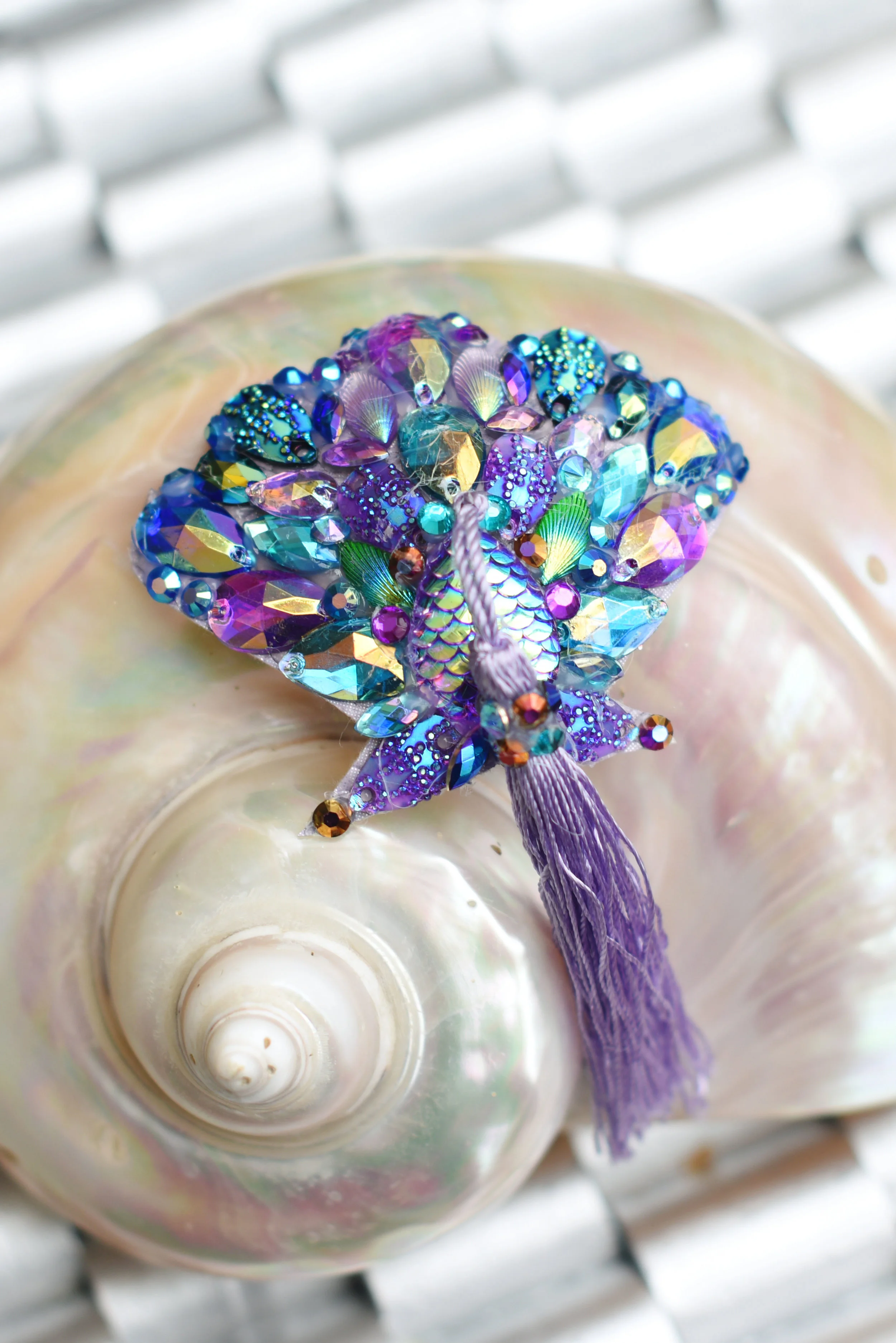 lilac shell tassels 3.jpg
