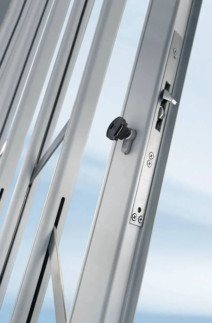 Paraco_Porte_Grille_extensible_et_retractable2.jpg