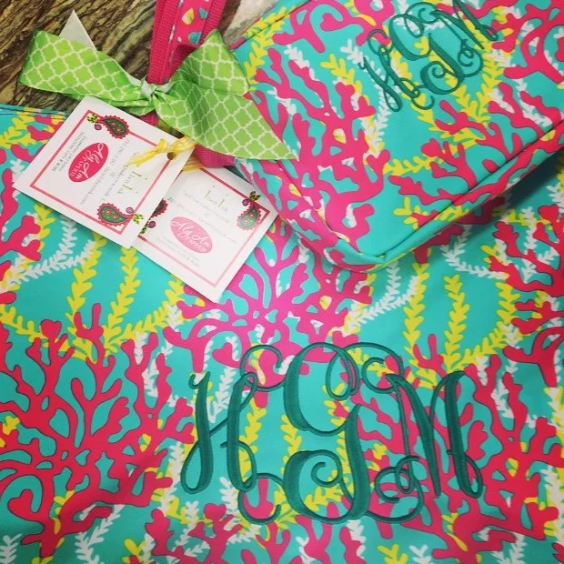 Tote + matching makeup bag