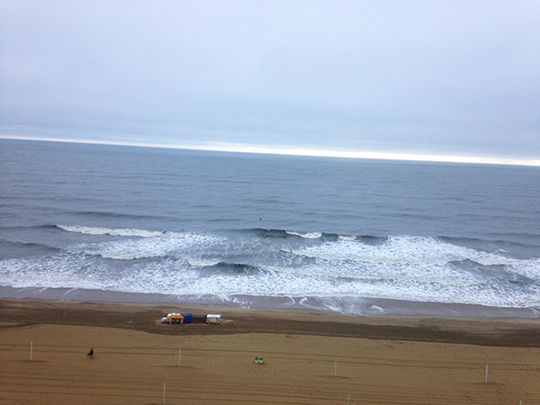 { The horizon meeting the ocean. Gorgeous. }