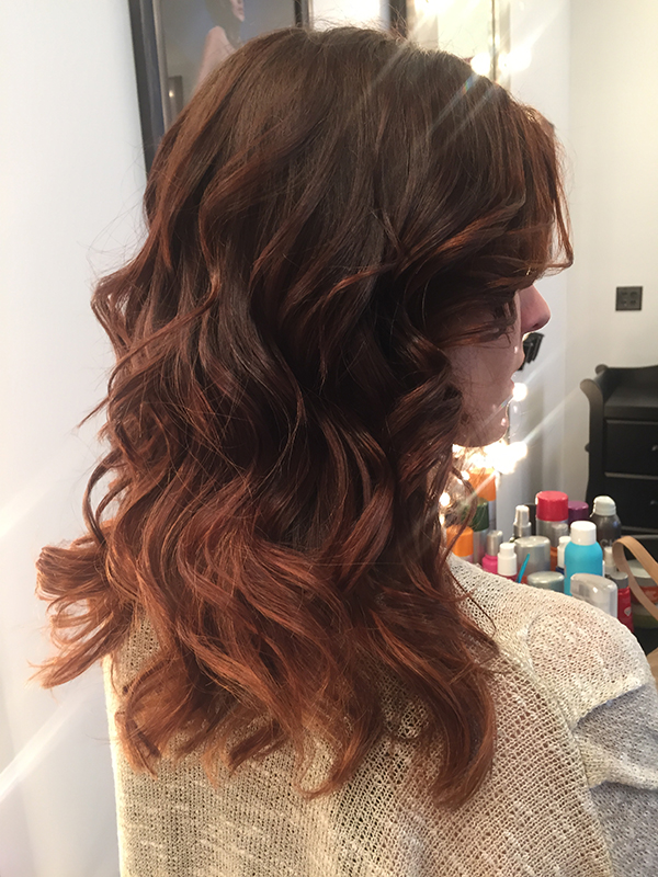 { I mean how gorgeous is this hair? }