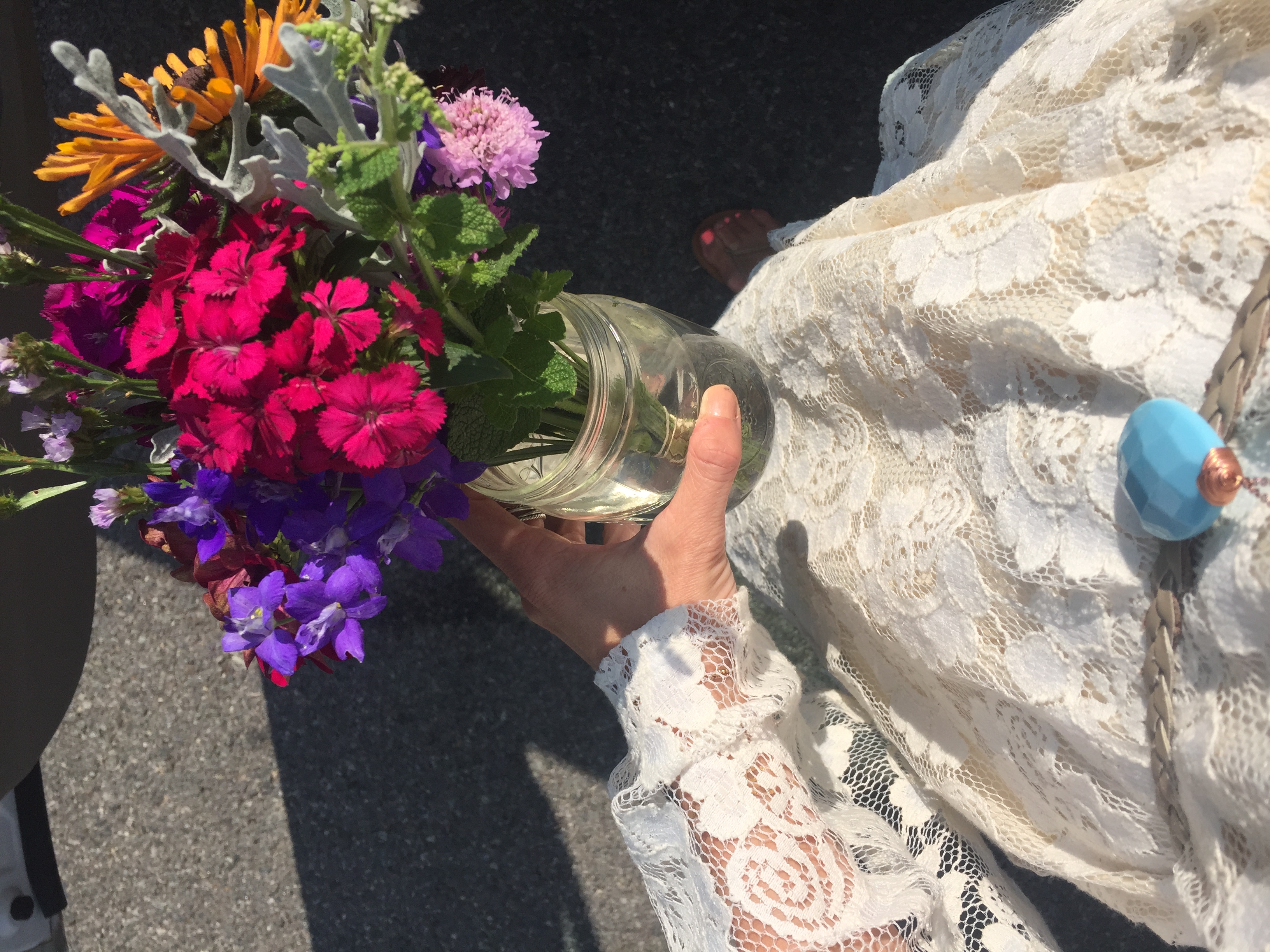 { Fresh flowers from Sweet Donkey = love }