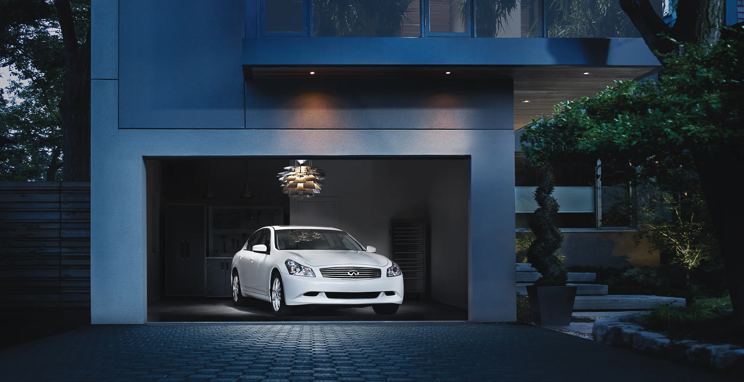 11infinity_garage_v5_cmyk.jpg