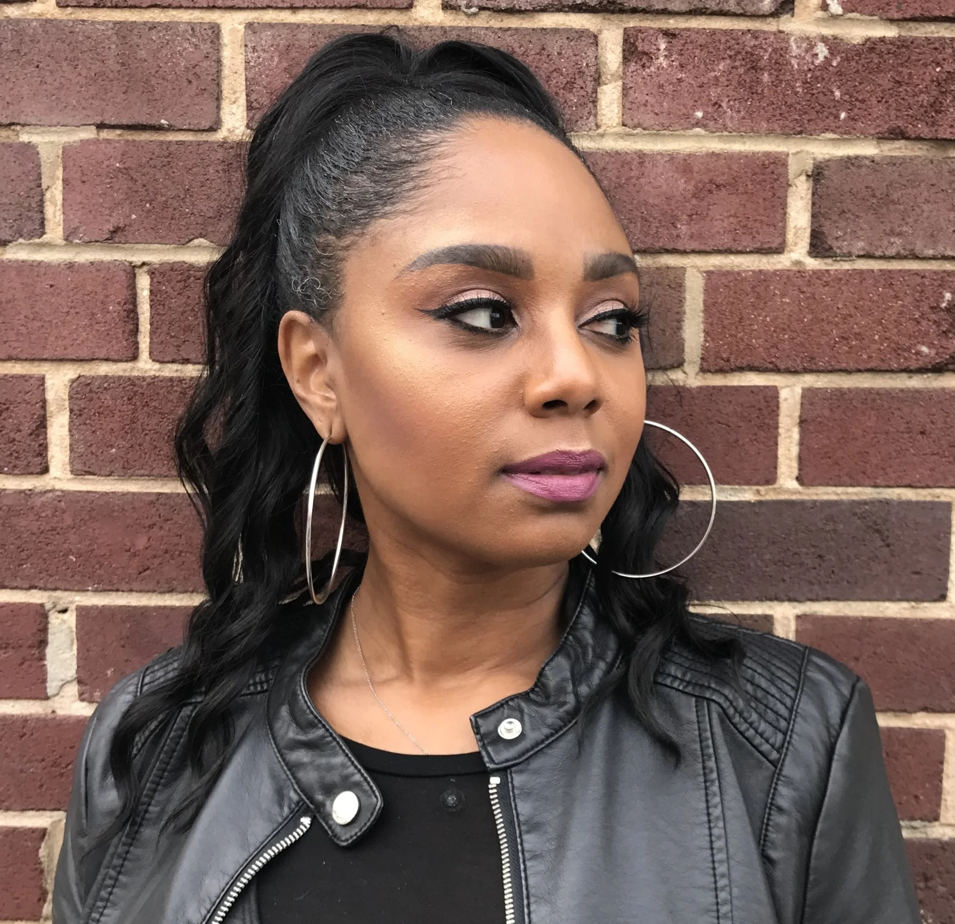 JayChantelle is wearing the PUR Cosmetics Soiree Diaries Eyeshadow Palette and Shop Couture Matte Mauve Liquid Lipstick in Couture.