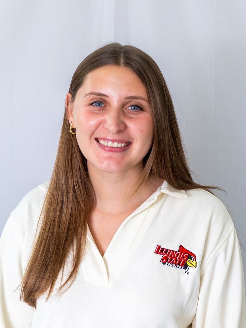 🎉 Member Monday Spotlight
Meet Kate McCarthy, Regional Admissions Counselor at Illinois State University and proud CARR member!
&nbsp;
📍 Kate works with first-time-in-college students from the northern suburbs of Chicagoland. Originally from Oswego