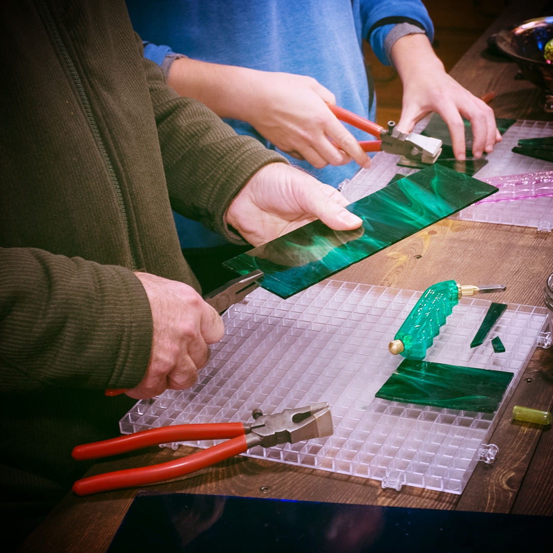 Cutting and Breaking Glass