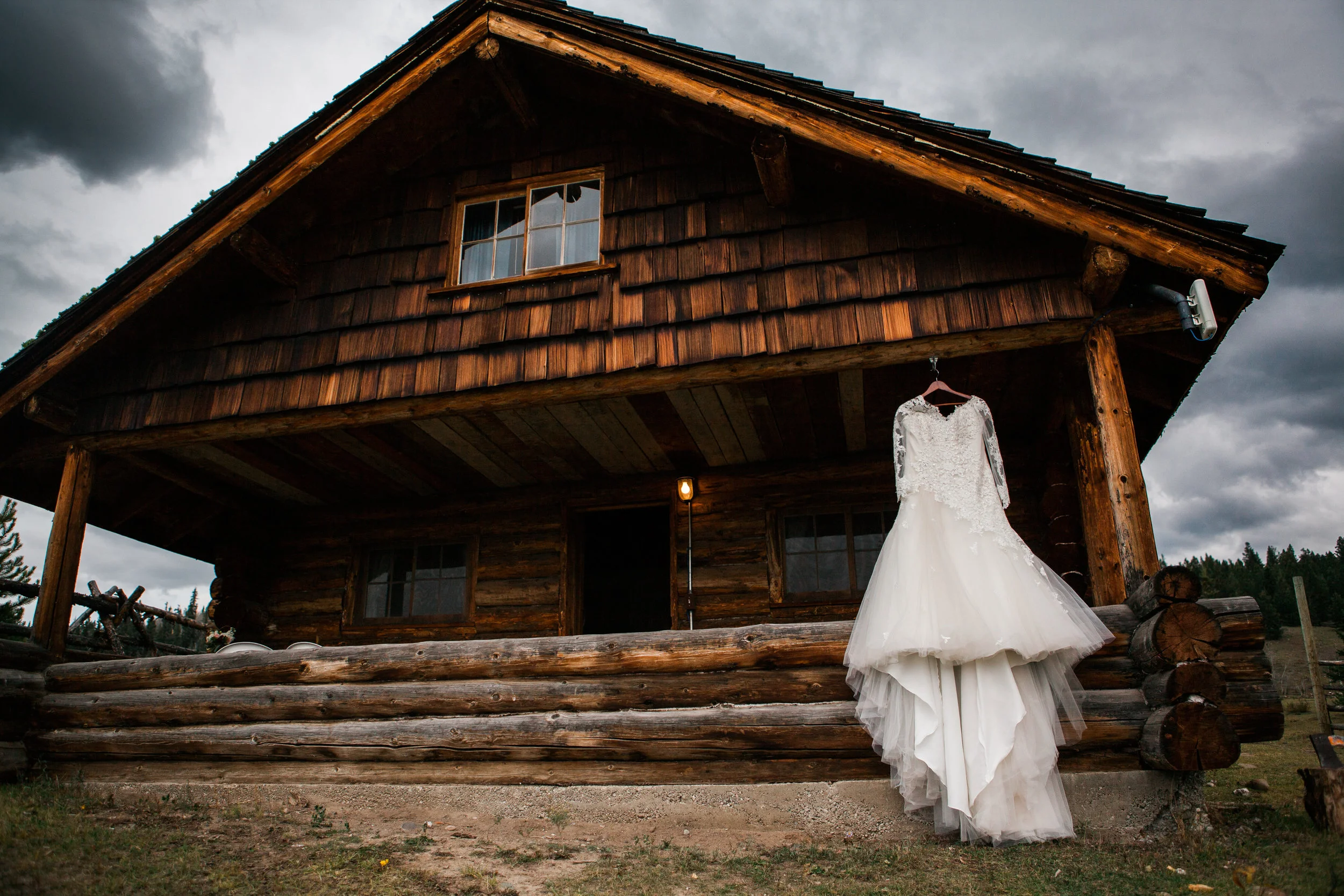 Kyle and Lisa-Getting Ready-0157.jpg