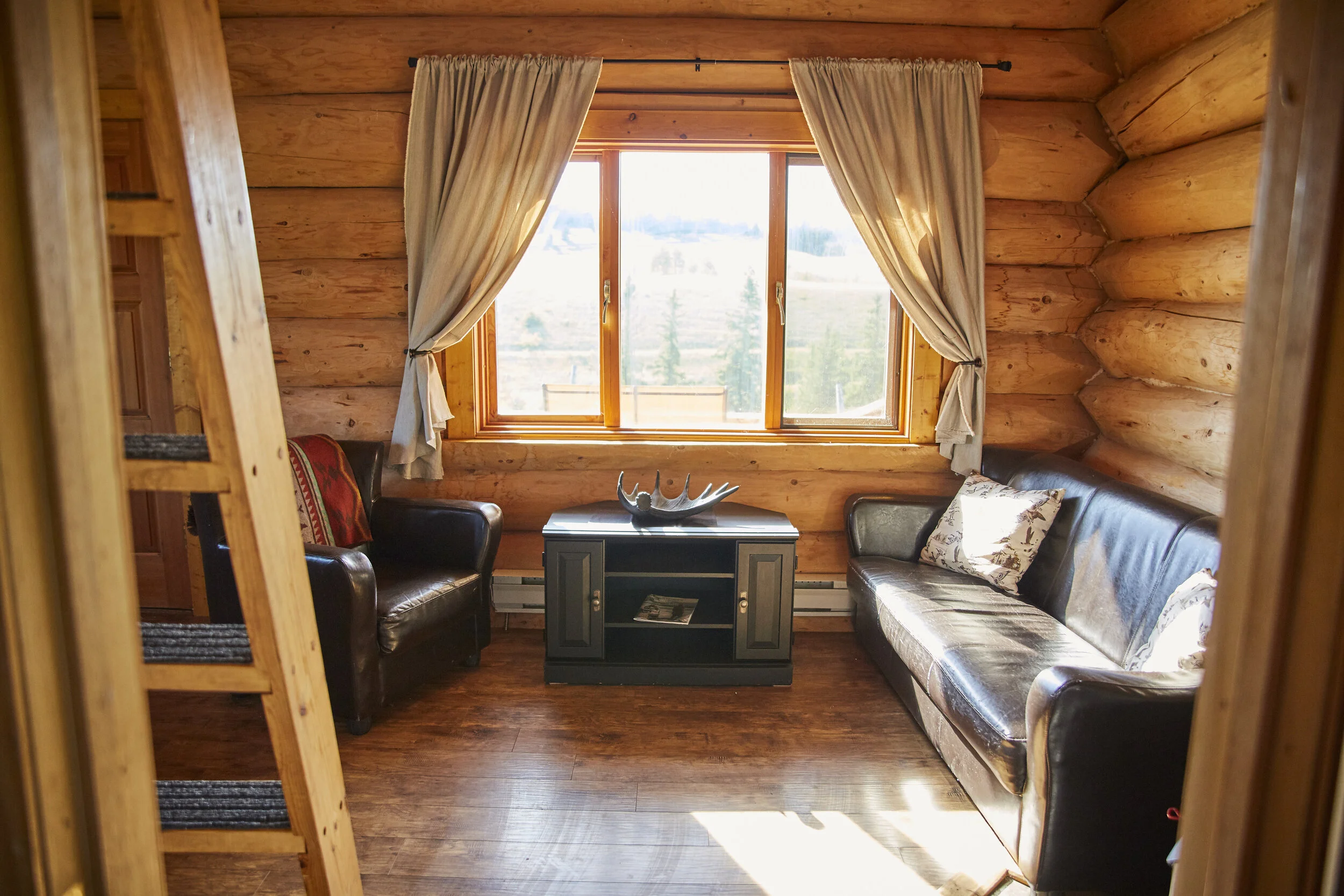 BBGR Cabin Photos 23.jpg