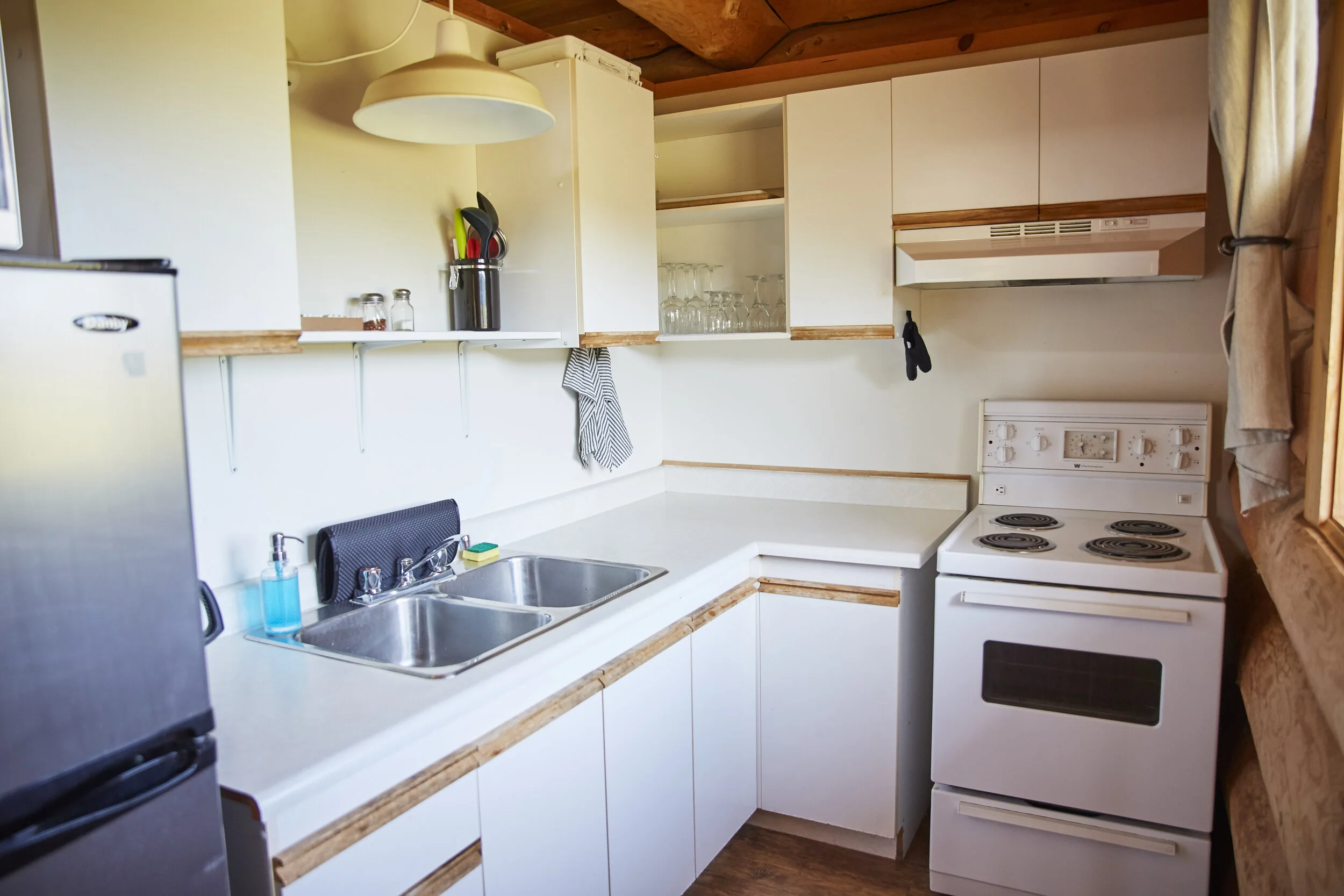 BBGR Cabin Photos 28.jpg