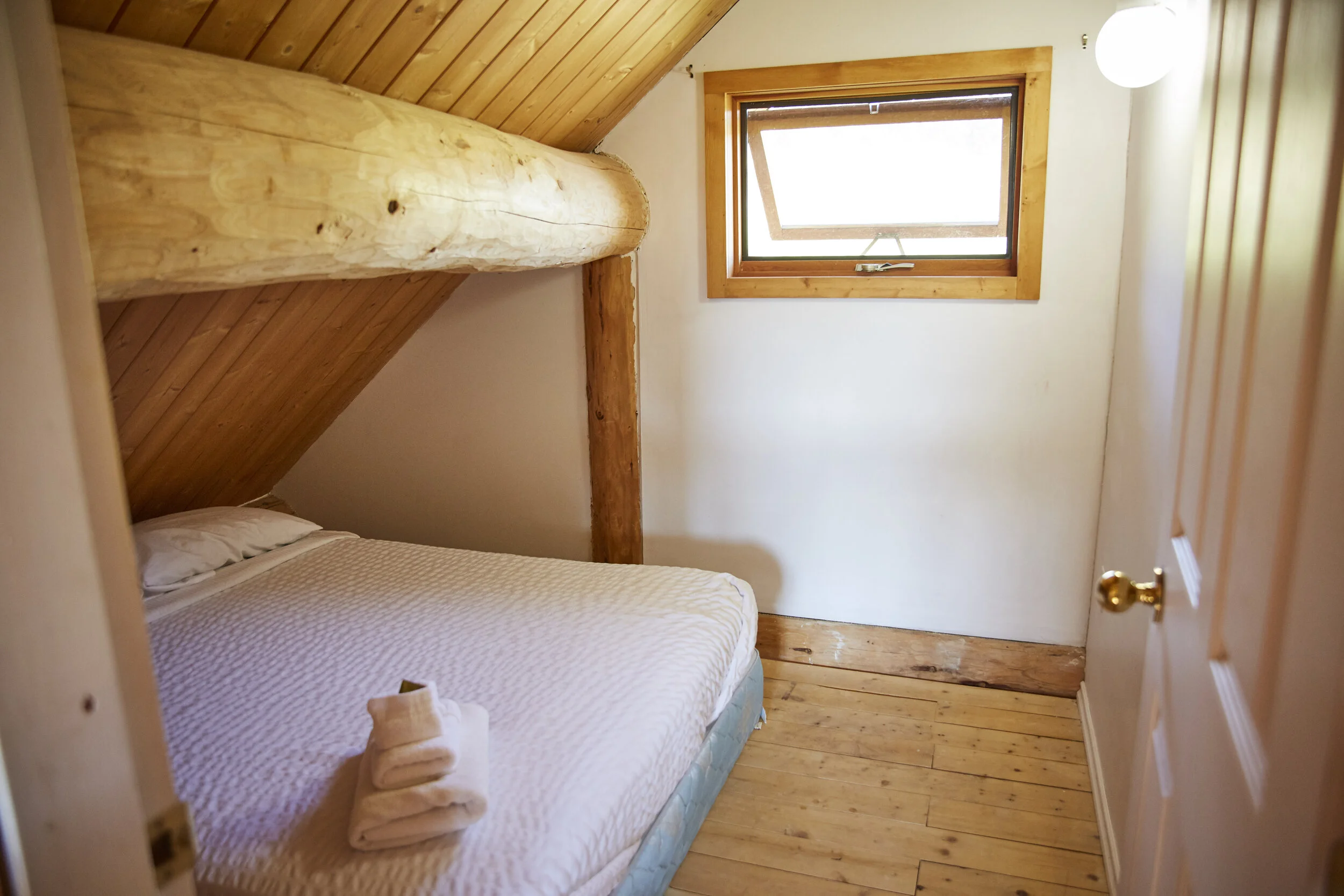 BBGR Cabin Photos 34.jpg