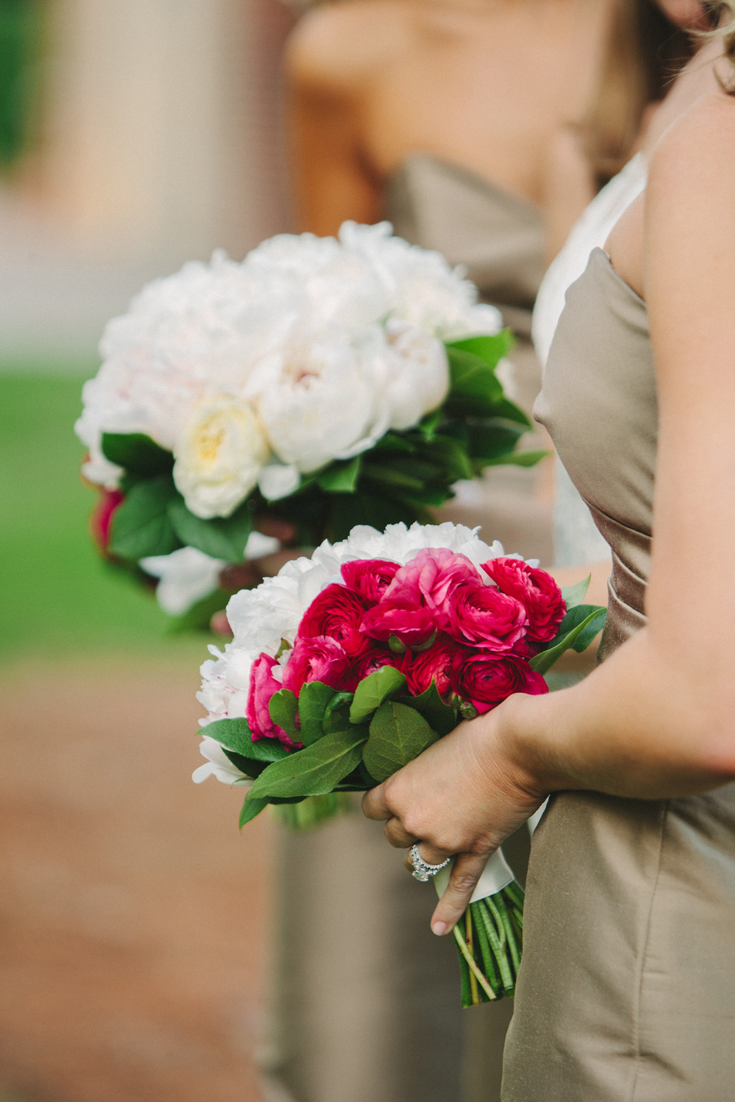 Pink and white wedding flowers